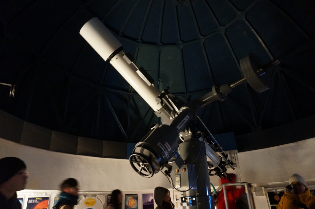 毎月の夜間観測会 中島公園にある 札幌市天文台 で星空を見上げる Interact