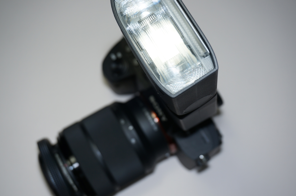 カメラ その他 ワイヤレス受信対応の純正品！ソニー「フラッシュ（HVL-F32M 