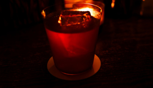 池袋東口にある良心的な本格バー！レコード音楽とともにカクテルを楽しめる「Bar SORA」を訪れる