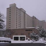 ビュッフェ夕食も種類豊富で楽しい！温泉らしい雰囲気の和室もある「定山渓ビューホテル」に宿泊してみた
