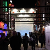 カラフルに光る提灯が登場！さっぽろ雪まつりの氷像部門「すすきのアイスワールド2025」会場レポート